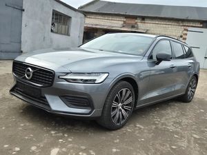 Volvo V60 II B3 B Momentum Pro 2020