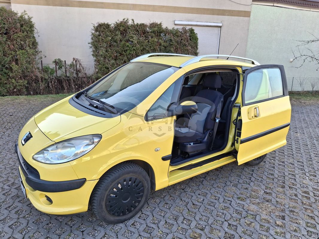 Peugeot 1007 2005