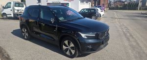 Volvo XC40 T2 Plus Dark 2024