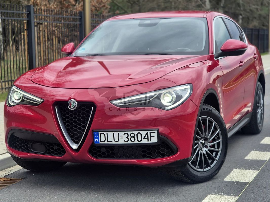 Alfa Romeo Stelvio 2.0 Turbo 16V AT8-Q4 Veloce 2017
