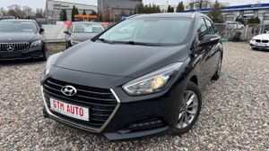 Hyundai i40 Kombi blue 1.7 CRDi Style 2016