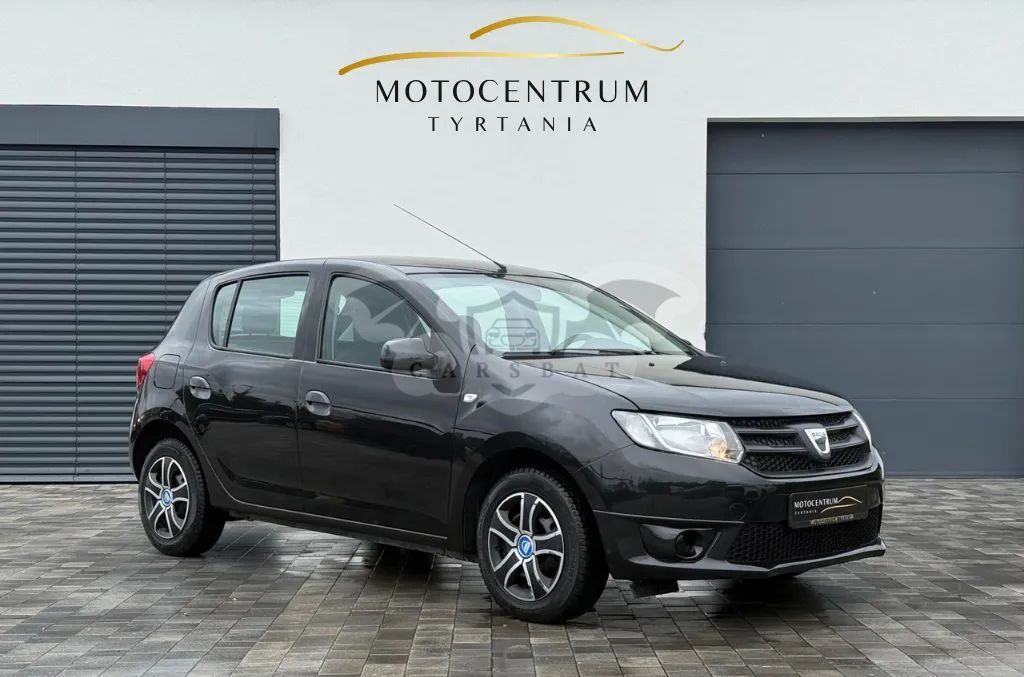 Dacia Sandero II 1.2 16V 75 Essentiel 2013