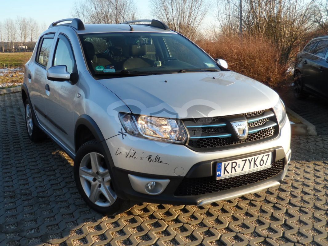 Dacia Sandero II 0.9 TCe Laureate 2014