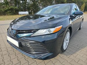 Toyota Camry 2.5 Hybrid Prestige CVT 2018