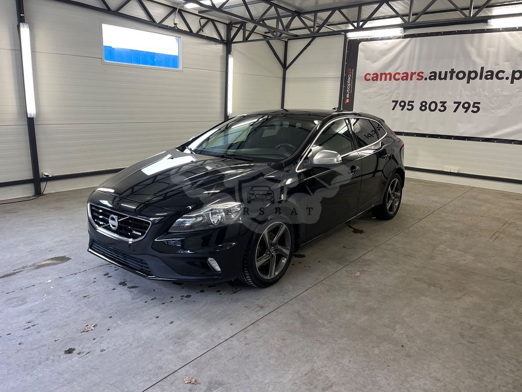 Volvo V40 II D2 R Design 2013