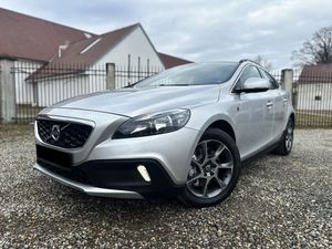 Volvo V40 D2 Drive-E Ocean Race 2015