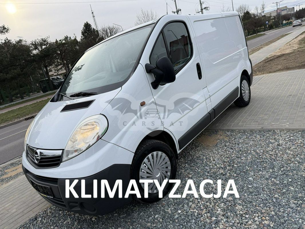 Opel Vivaro 2012