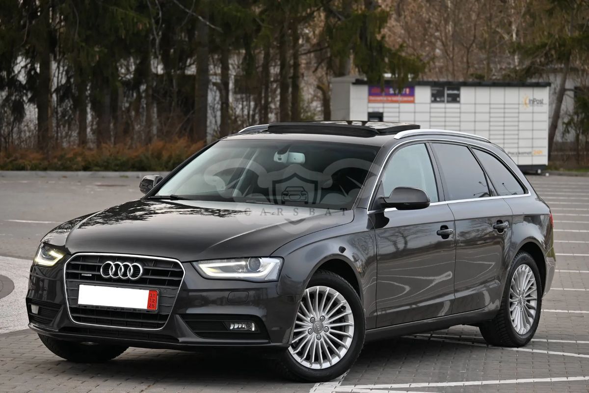 Audi A4 B8 2.0 TFSI quattro S tronic S line Sportpaket (plus) 2012
