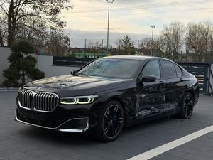 BMW 7 Series G11/12 730d 2019