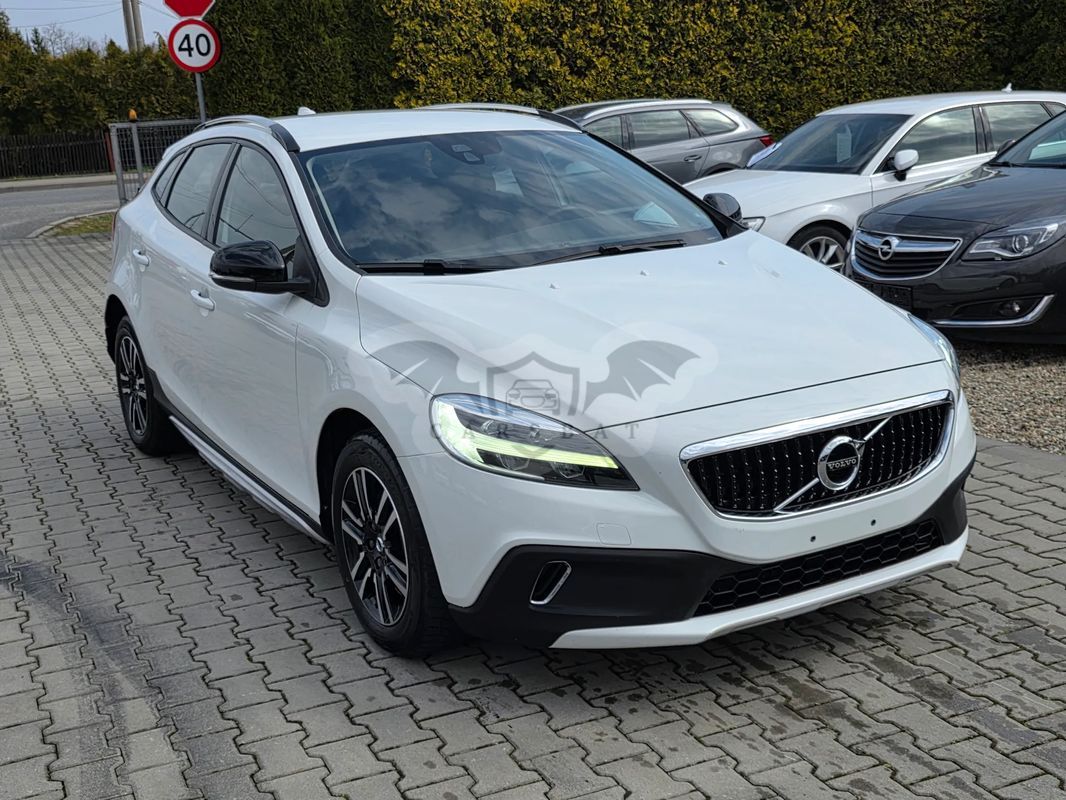Volvo V40 II D2 Drive-E Summum 2019