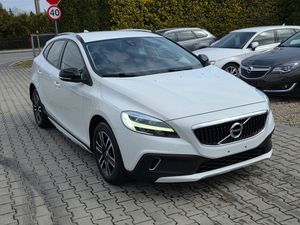 Volvo V40 II D2 Drive-E Summum 2019