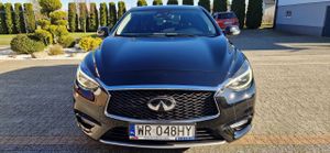 Infiniti Q30 2017