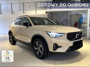 Volvo XC40 B3 Plus Dark 2025