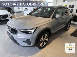 Volvo XC40 B3 Core 2025