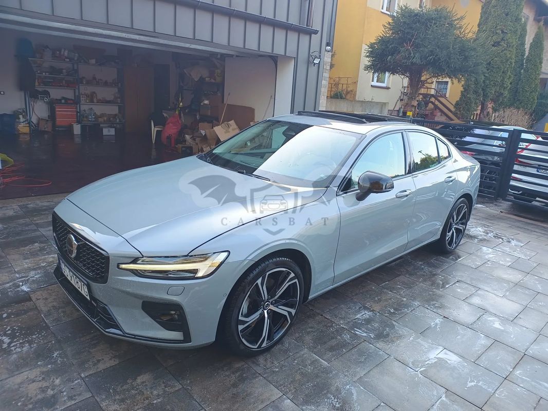 Volvo S60 III B5 B AWD Plus Dark 2023