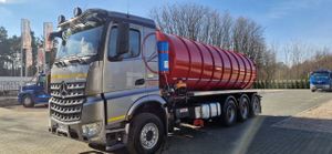 Mercedes-Benz Arocs 2015