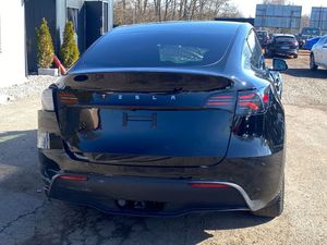 Tesla Model Y Long Range Dual Motor AWD 2022