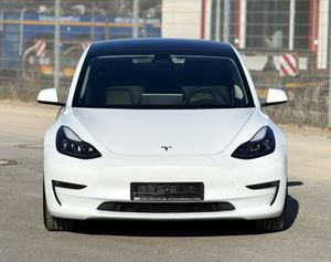 Tesla Model 3 Langstreckenbatterie Allradantrieb Dual Motor Performance 2023