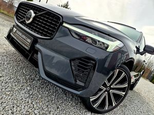 Volvo XC60 II T6 Plug-In Hybrid AWD Plus Dark 2021