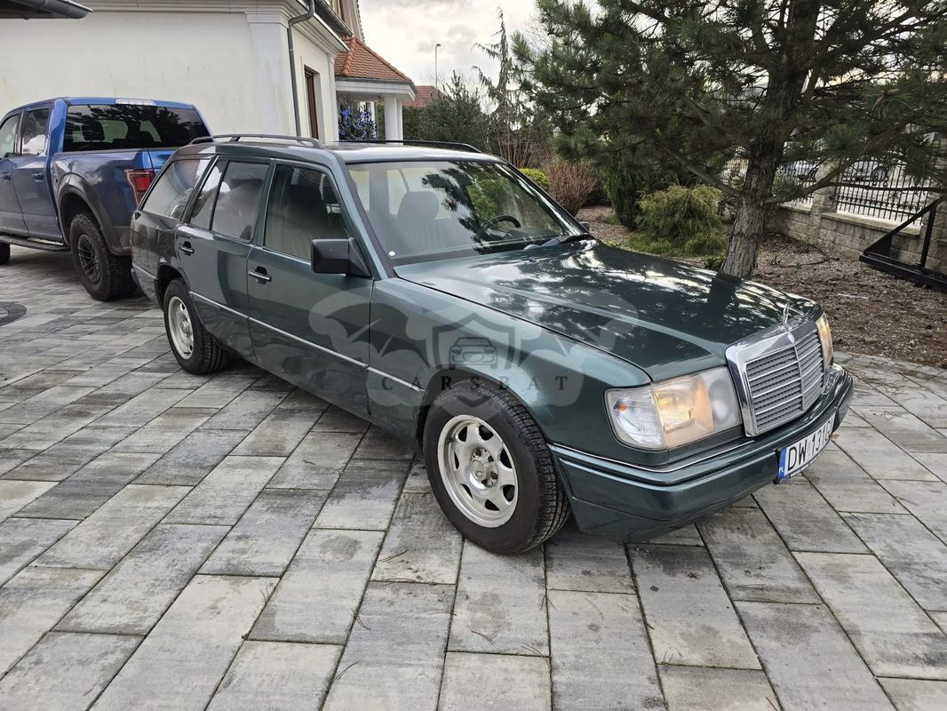 Mercedes-Benz E 1992