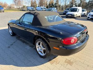 Mazda MX-5 (Miata) 1.6i 16V Memories 2002