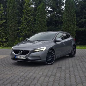 Volvo V40 II D2 Drive-E Summum 2016