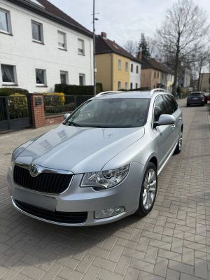 Skoda Superb II 2.0 TDI PD Ambition 2012