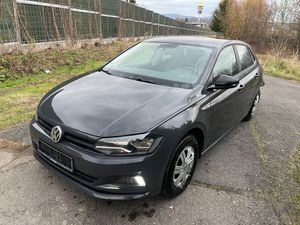 Volkswagen Polo VI 1.0 (Blue Motion Technology) Comfortline 2018