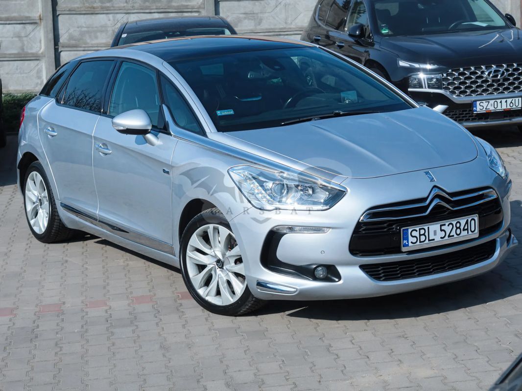 Citroën DS5 2.0 HDi Hybrid4 SportChic MCP 2012