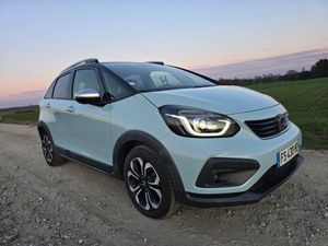 Honda Jazz V 1.5 i-MMD Executive Crosstar (Czarny Dach) 2020