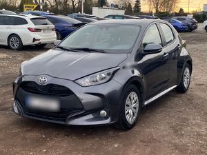 Toyota Yaris IV 1.5 Style CVT 2023