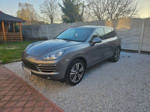 Porsche Cayenne II Platinum Edition 2013