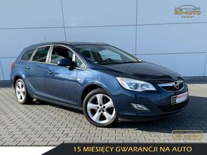 Opel Astra J 2011