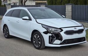 Kia Ceed III 1.6 GDI PHEV L DCT 2020