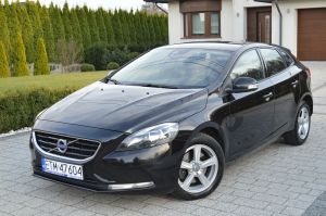 Volvo V40 II 2016