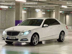 Mercedes-Benz E W212/W207 220 CDI 7G-TRONIC Avantgarde 2012