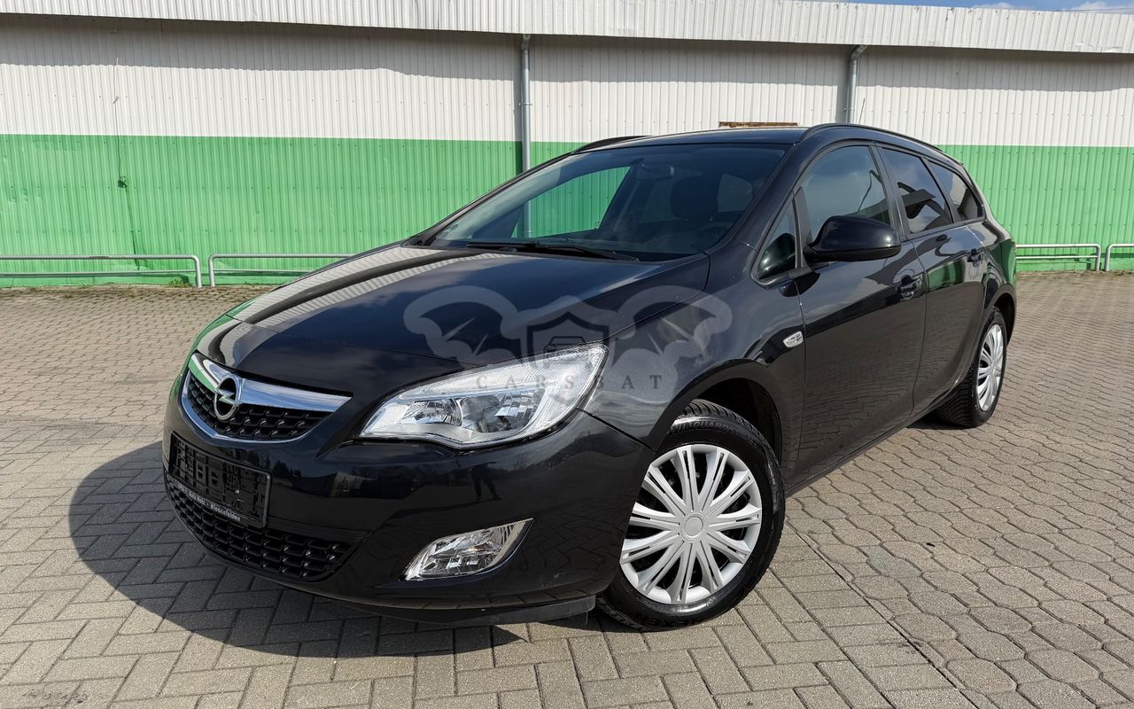 Opel Astra J 1.4 Turbo Edition 2012