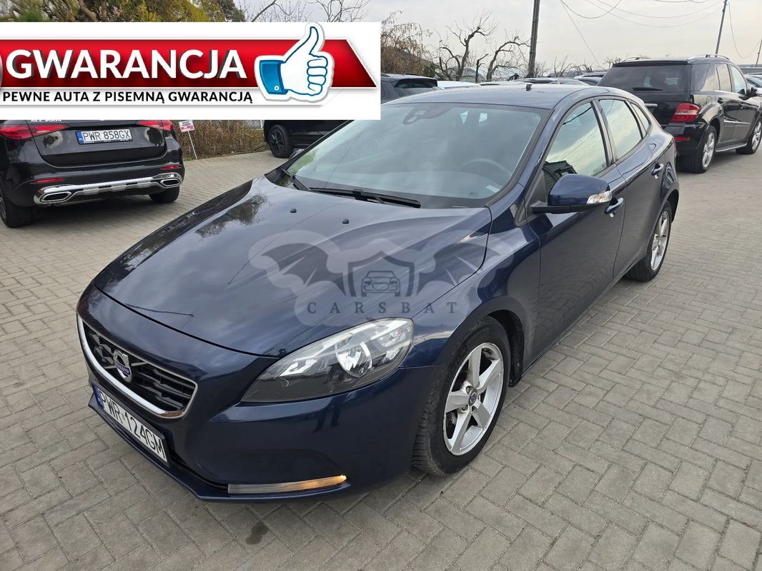 Volvo V40 II 2014