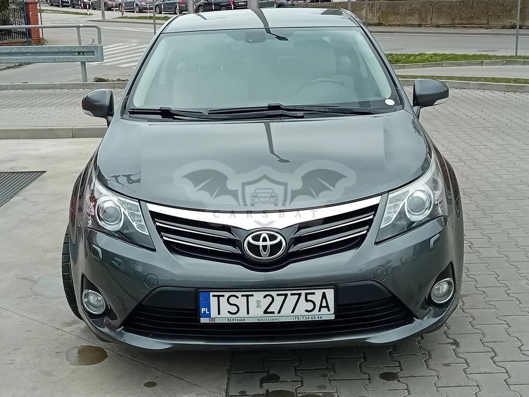 Toyota Avensis III 2.2 D-4D Premium 2013