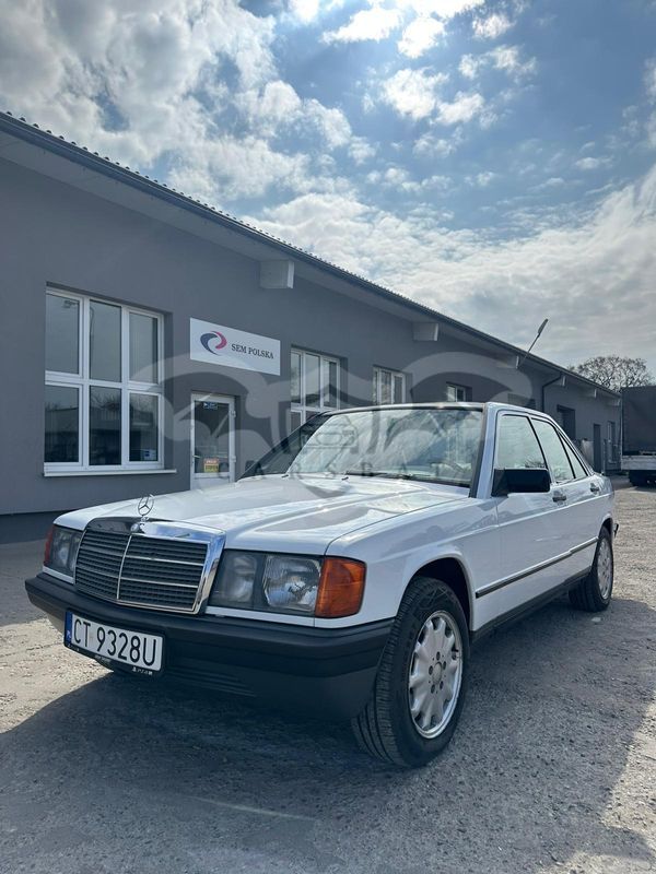 Mercedes-Benz 190 1987