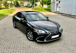 Lexus ES 300h Elegance 2019