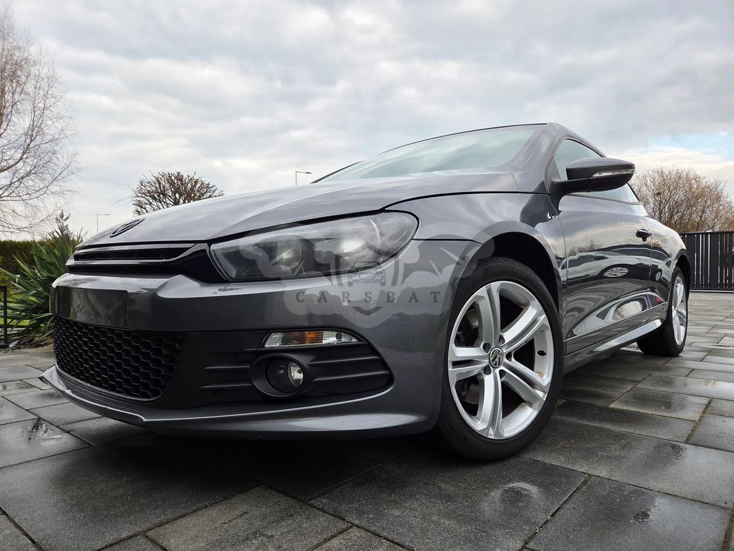 Volkswagen Scirocco 1.4 TSI R-Style DSG 2011