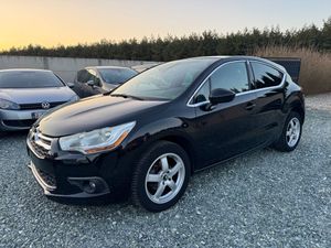 Citroën DS4 e-HDi 110 EGS6 SoChic 2012