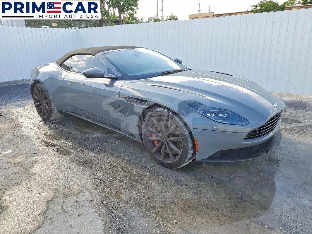 Aston Martin DB11 2020