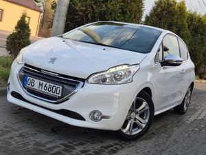 Peugeot 208 I 1.4 VTi Allure 2012