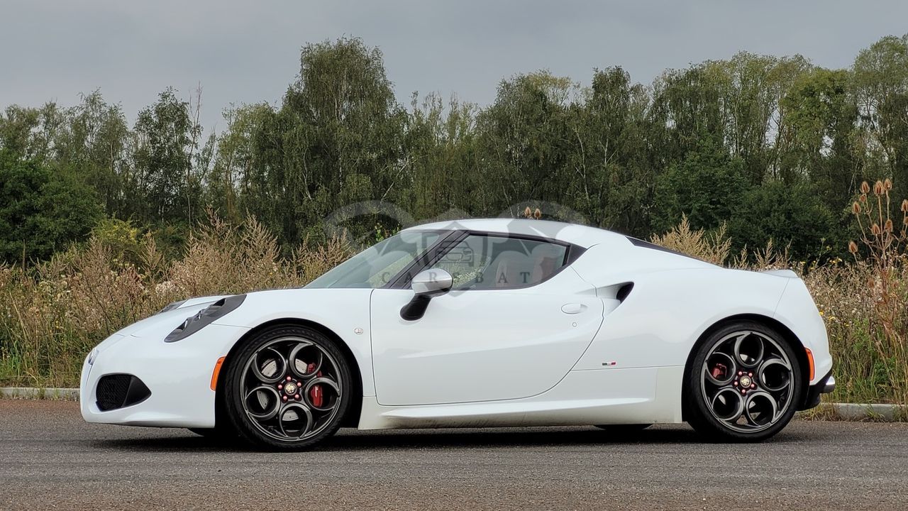 Alfa Romeo 4C 1750 TBi TCT 2015