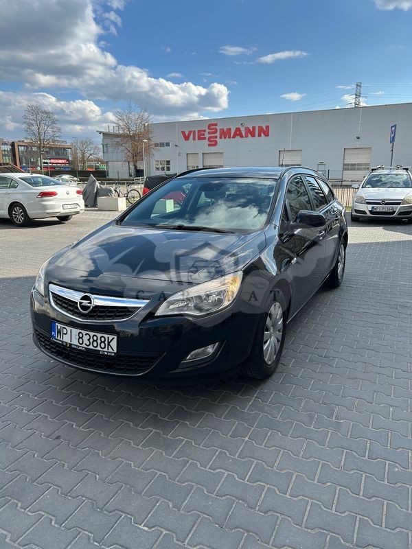 Opel Astra J 1.4 Turbo 2011